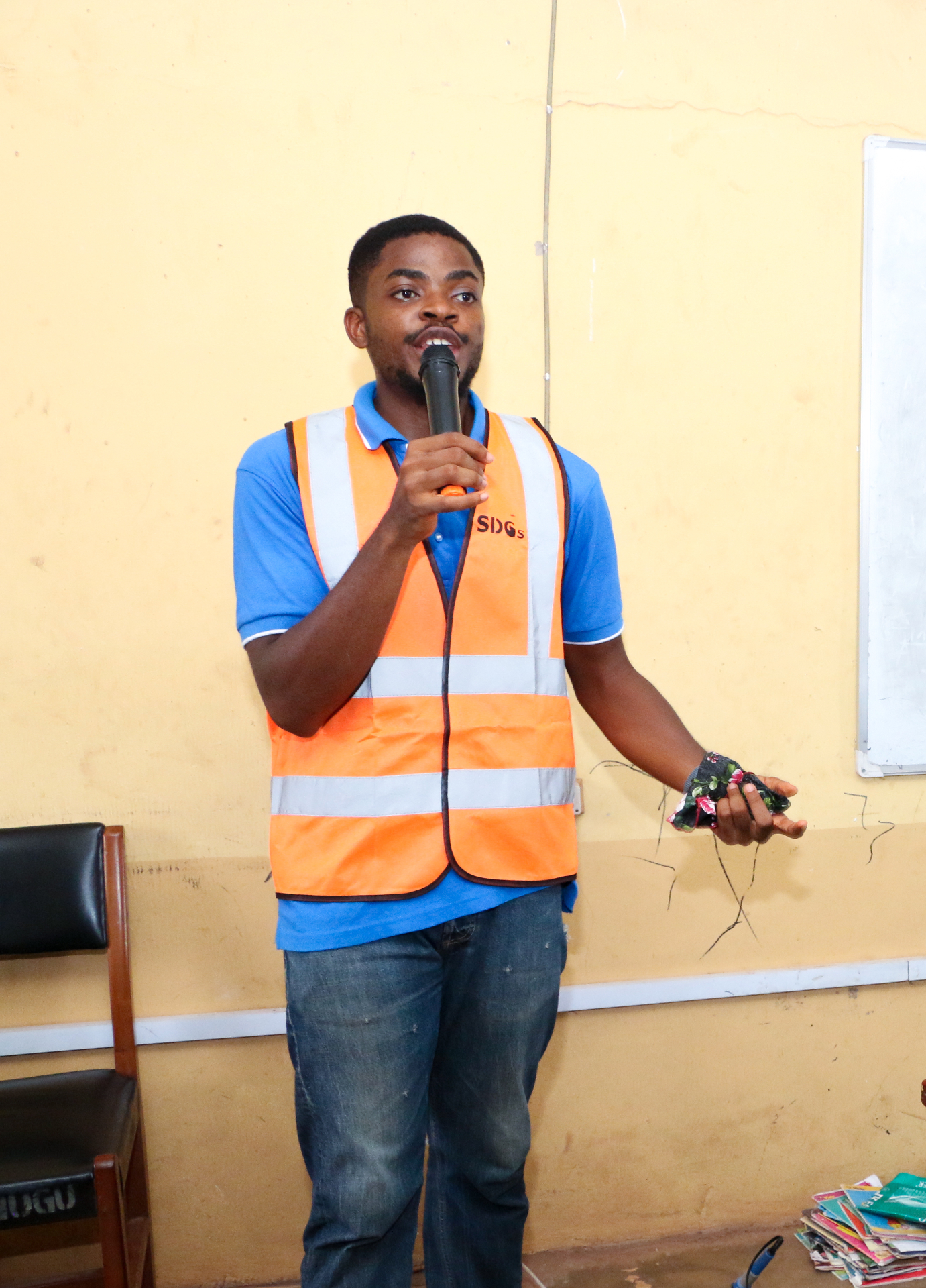 Keltalz mentor speaking during a training session